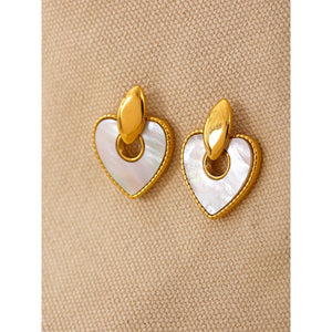 Delicare Earrings