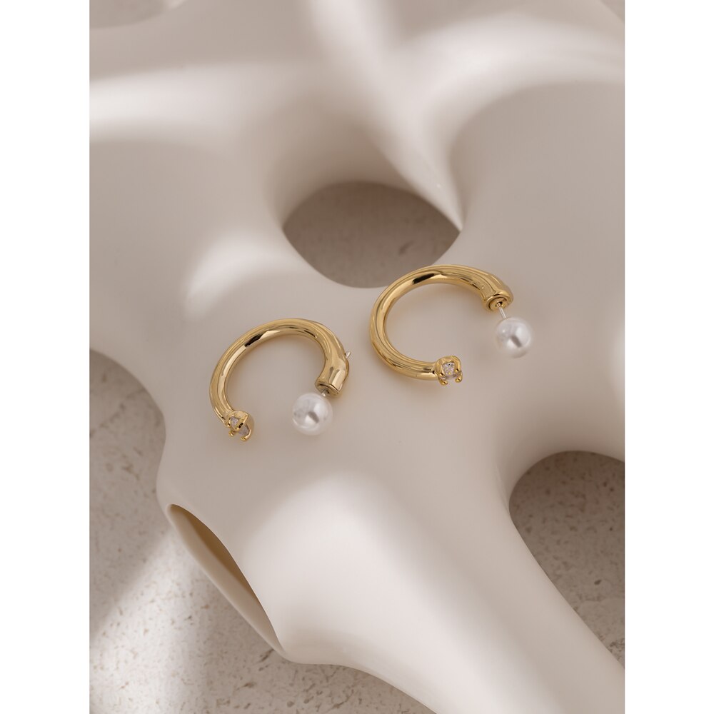 Pearls Hoop Earrings